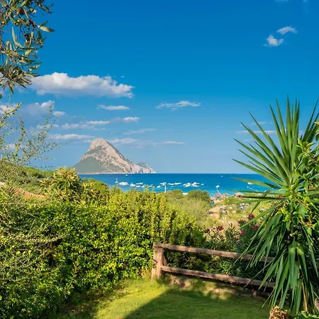 Casa * Porto San Paolo (Sardinia)